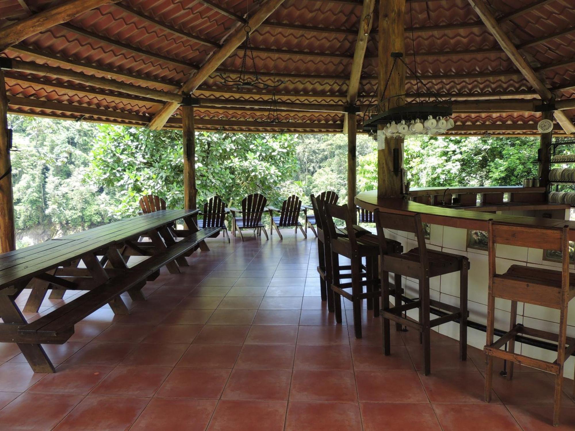 Pacuare River Lodge Bajo Tigre Extérieur photo