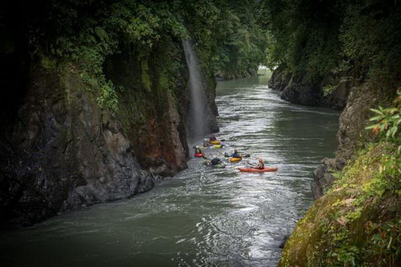 Pacuare River Lodge Bajo Tigre Extérieur photo